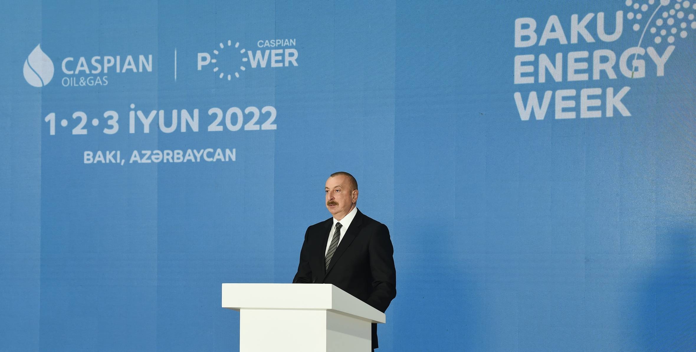 Prezident İlham Əliyev: "Elektrik enerjisinin nəqli üçün Zəngəzur dəhlizini  aktivləşdirmək istəyirik"