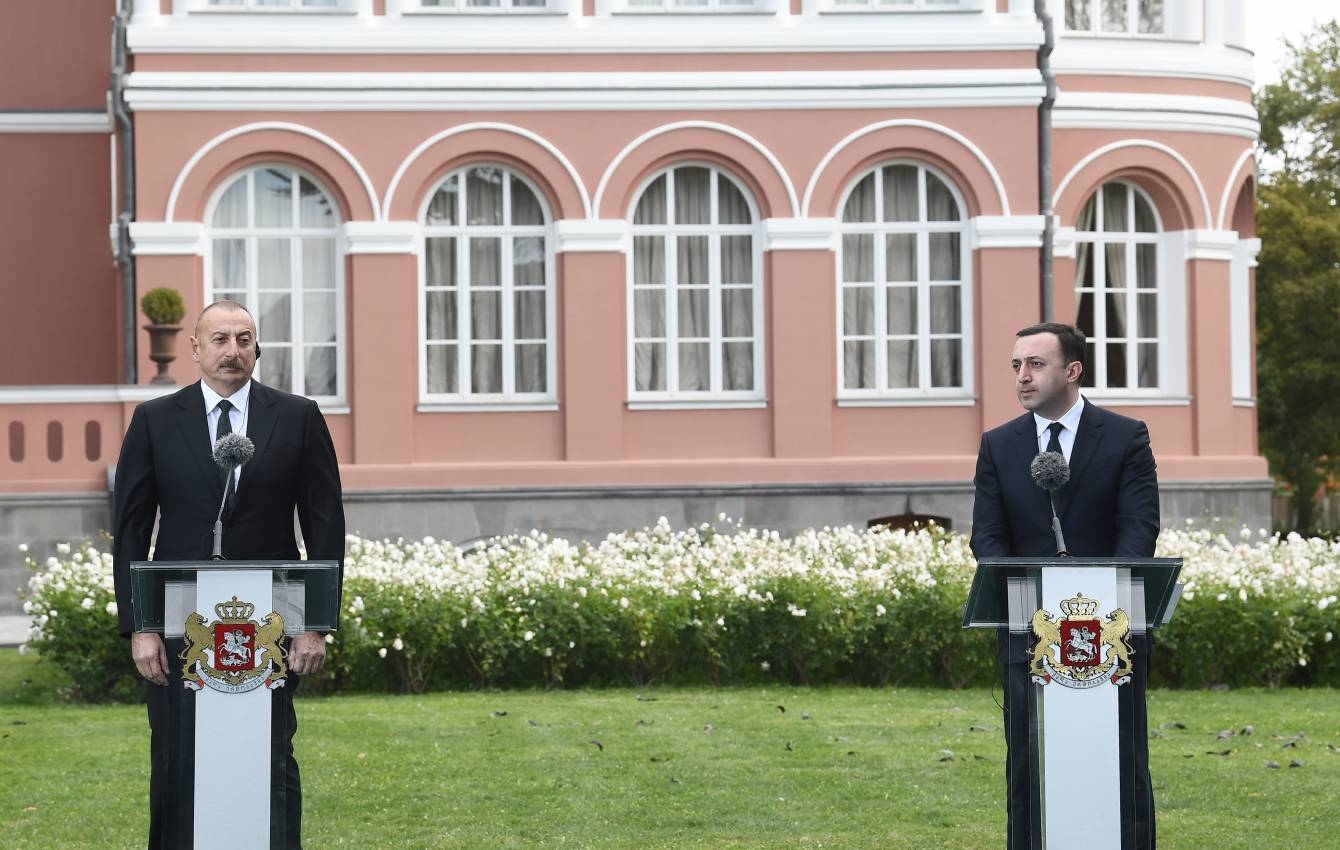 Prezident İlham Əliyev 24 oktyabr tarixində Gürcüstana işgüzar səfəri zamanı mətbuata bəyanat verib