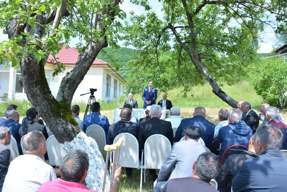 Şamaxıda Qaleybuğurd kənd sakinləri ilə növbəti səyyar qəbul
