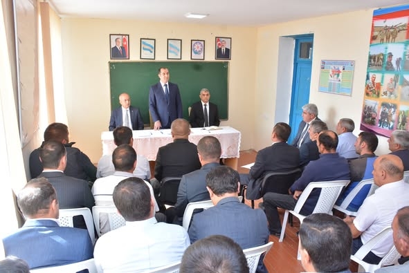 Şamaxı rayonunun Əhmədli və Hacılı kəndlərində səyyar qəbul keçirilib