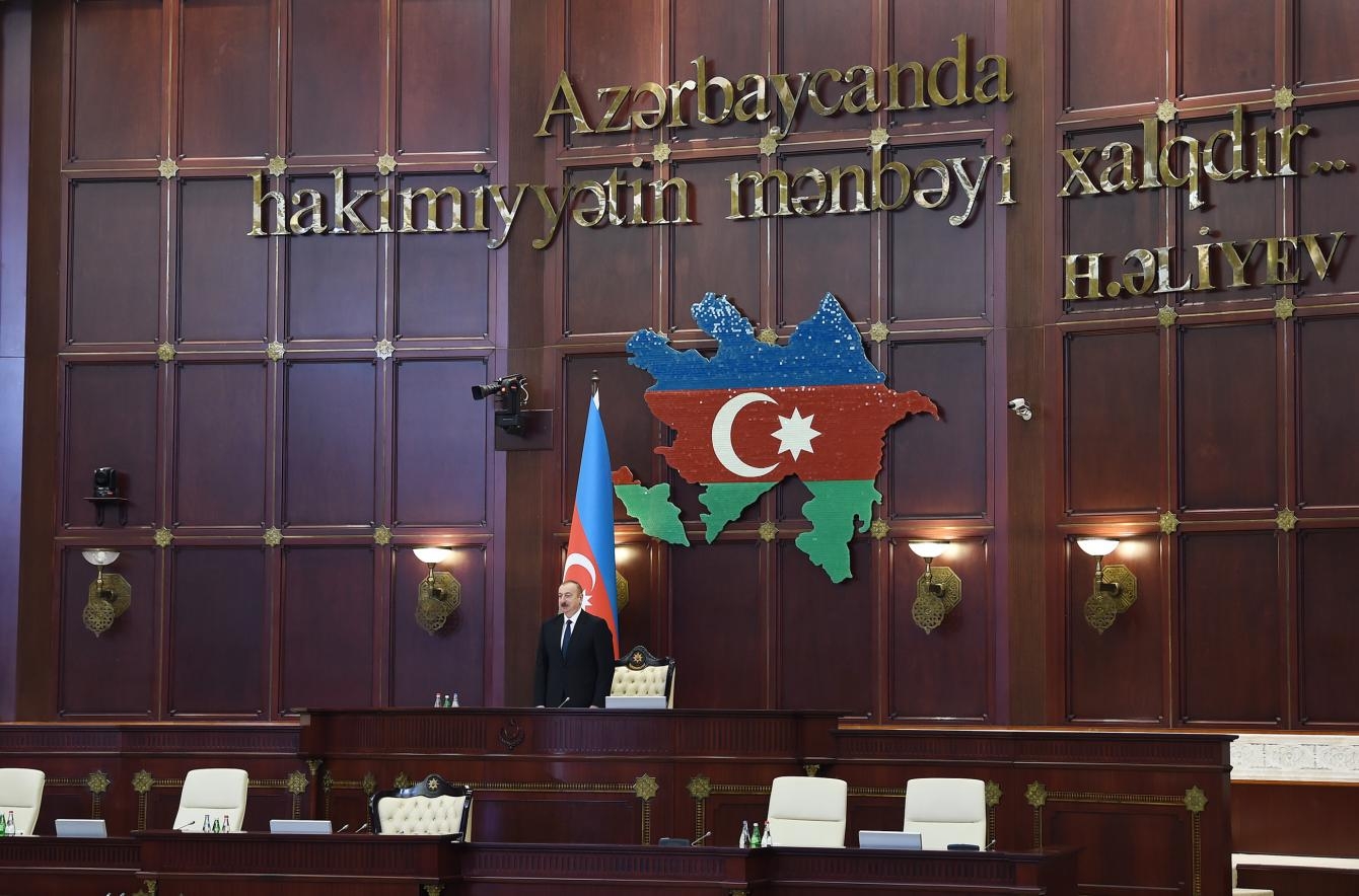 Prezident  İlham Əliyev altıncı çağırış Azərbaycan Respublikası Milli Məclisinin ilk iclasında (10 mart 2020-ci il) çıxış etmişdir