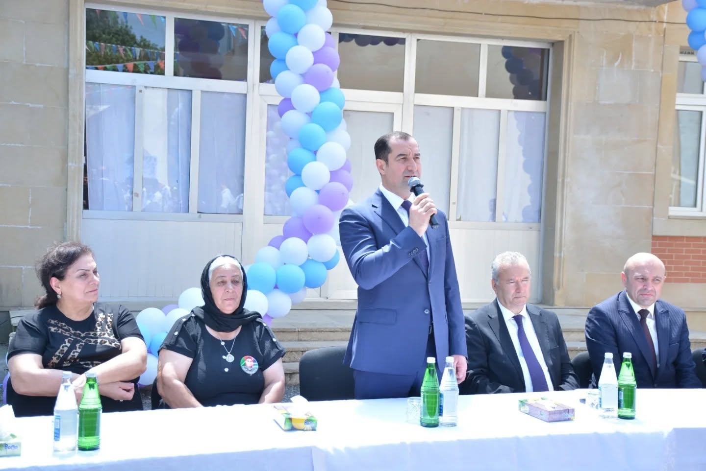 Şamaxı məktəblərində "Son zəng" sevinci