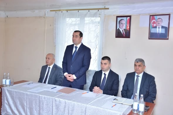 Şamaxı RİH başçısının növbəti səyyar qəbulu rayonun Çıraqlı kənd sakinləri ilə keçirilib.